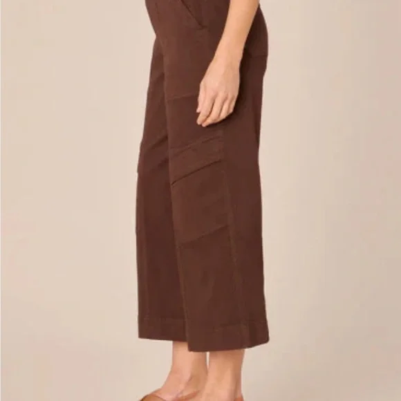 Ab"solution Skyrise Double Button Wide Leg Crop Utility Pants - Picture 3 of 4